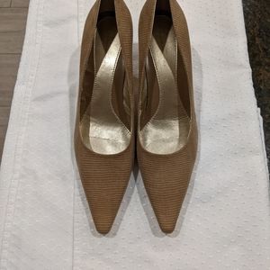 BANDOLINO Tan heels